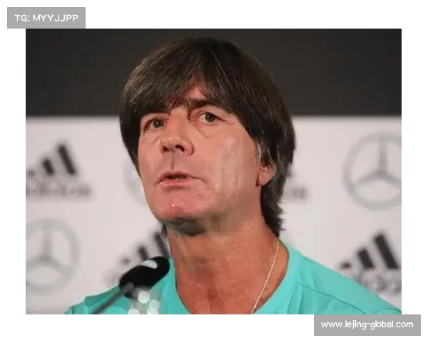 勒费:在罗马的信任下,我将用控球和战斗精神打造精彩足球(勒夫百科) 勒费:在罗马的信任下,我将用控球和战斗精神打造精彩足球(勒夫百科)